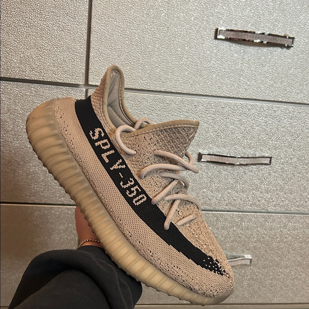 Yeezy Boost 350 V2 Cream Black Sneakers